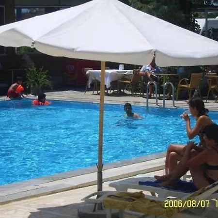 Burc Ξενοδοχείο 3*